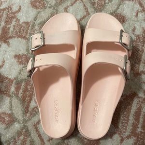 Pink j slides size 10